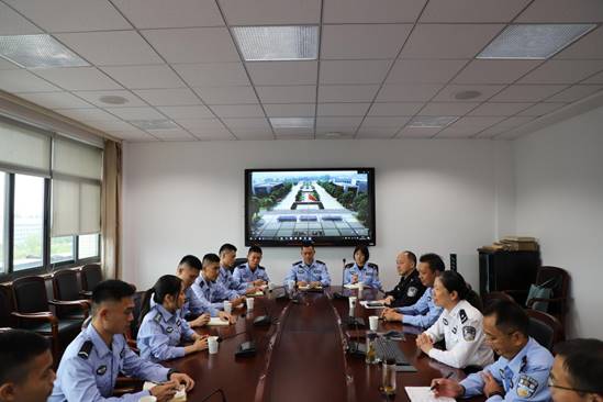 0855c8be2bb122202232c66bb8fae77